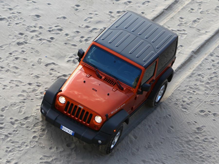  Jeep Wrangler Rubicon 2011 года  (EU) (фото 8 из 30)